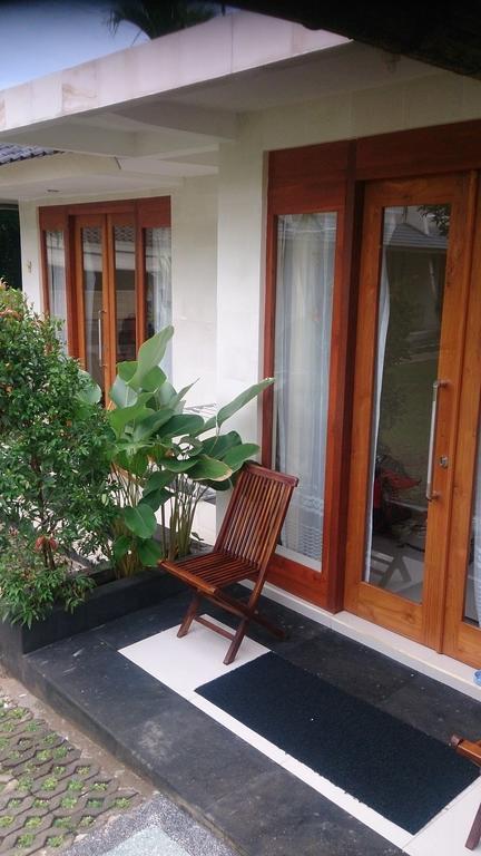 M.A Home Stay Nusa Dua  Luaran gambar