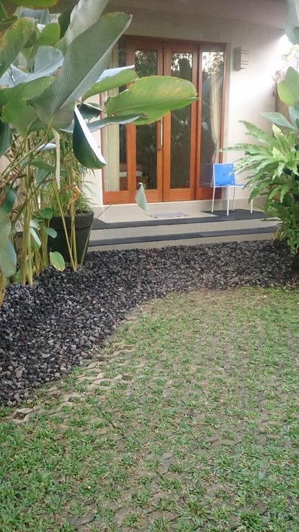 M.A Home Stay Nusa Dua  Luaran gambar