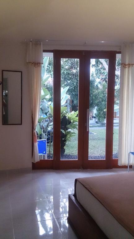 M.A Home Stay Nusa Dua  Luaran gambar